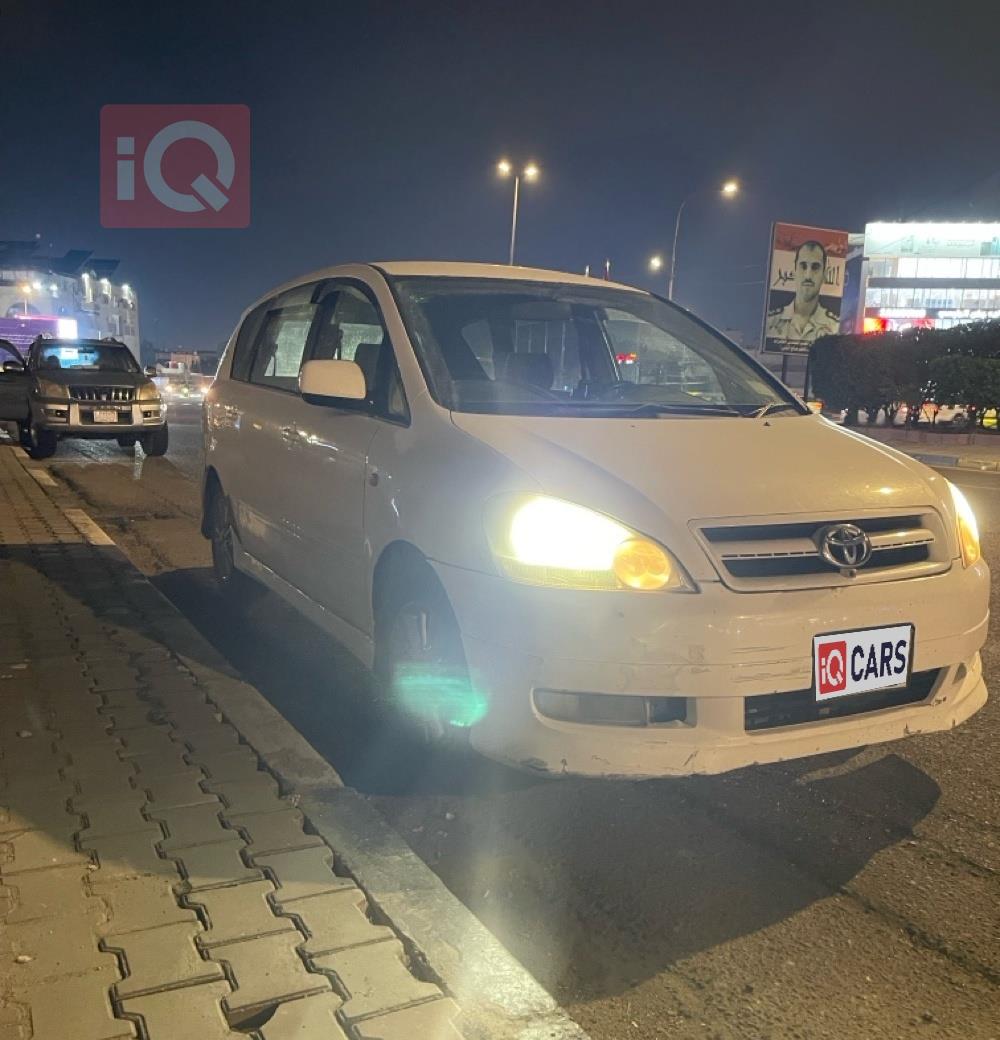 تويوتا إبسم